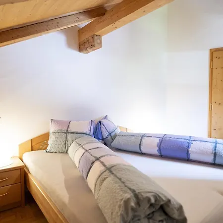 Chasa Porta 19 アパート *